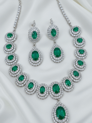 1 (12) Orlisse Royale – The Crowned Light Party Wear Jewellery Set