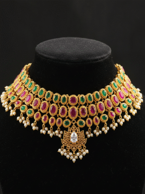 1 (12) Elirea Flame – The Ember Kiss Necklace