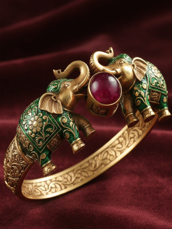 Opulent Mirage Ring – Bold Elegance