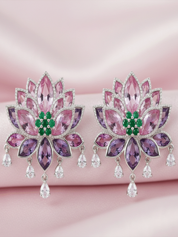 Elarayne Majesty – The Crown of Stars Earrings