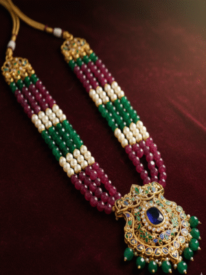 1 (95) Evania Crest – The Aurora Pearl Necklace