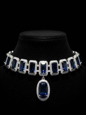 1 (96) Noirvelle Grace – The Midnight Bloom Necklace