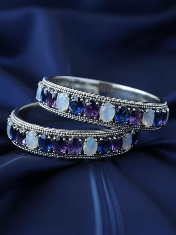 Neyra Crest – The Gilded Motion Bangles