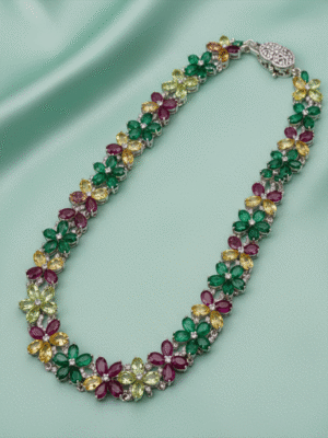m (29) Antique Necklace – Red and Green Stone Gold Plated Jewelry