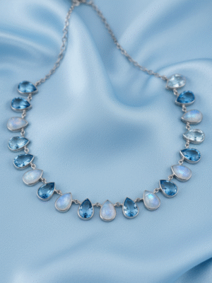 m (8) Lunaira Éclat – The Starlit Dream Necklace