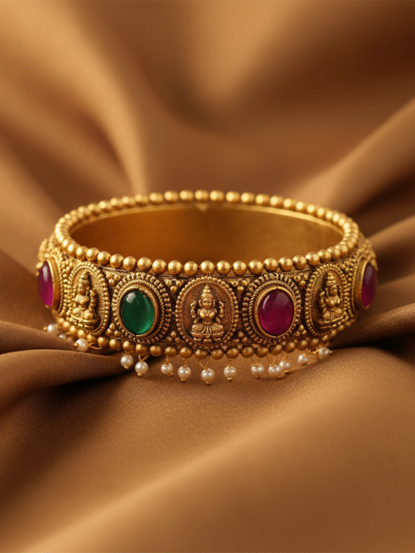 Aurelia Vynne – The Sunborn Majesty Bracelet